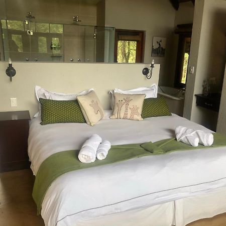 Kgorogoro Lodge Pilanesberg Buitenkant foto