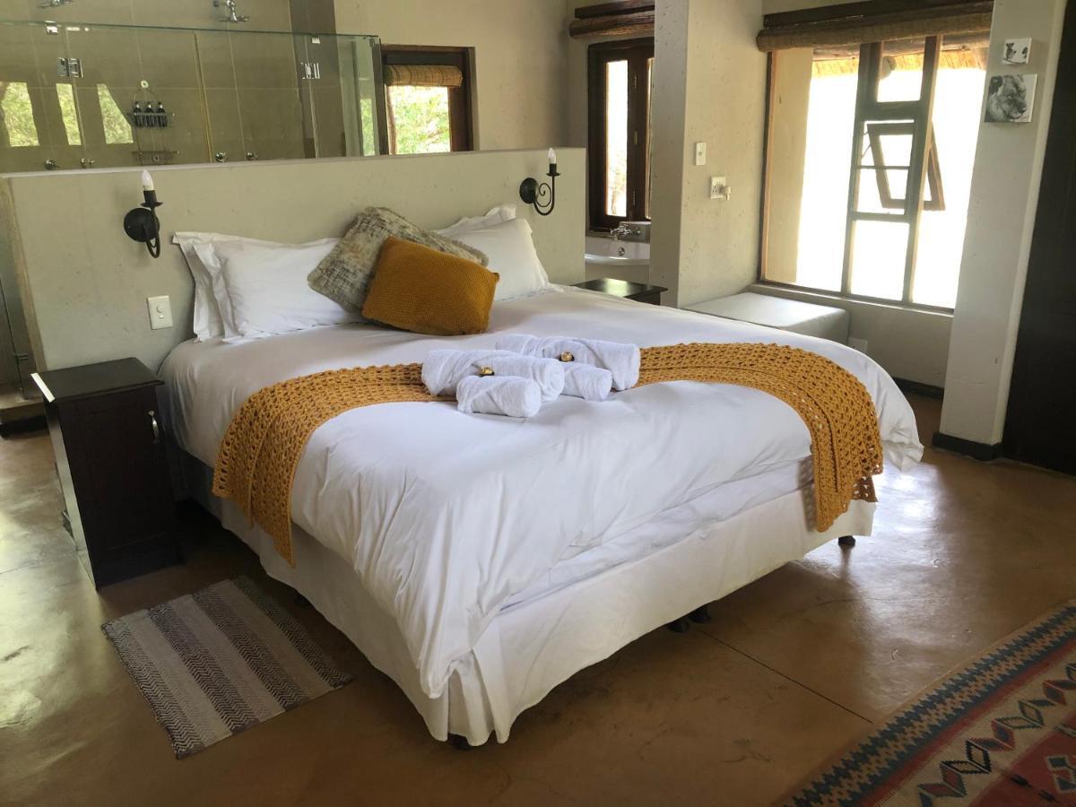 Kgorogoro Lodge Pilanesberg Buitenkant foto