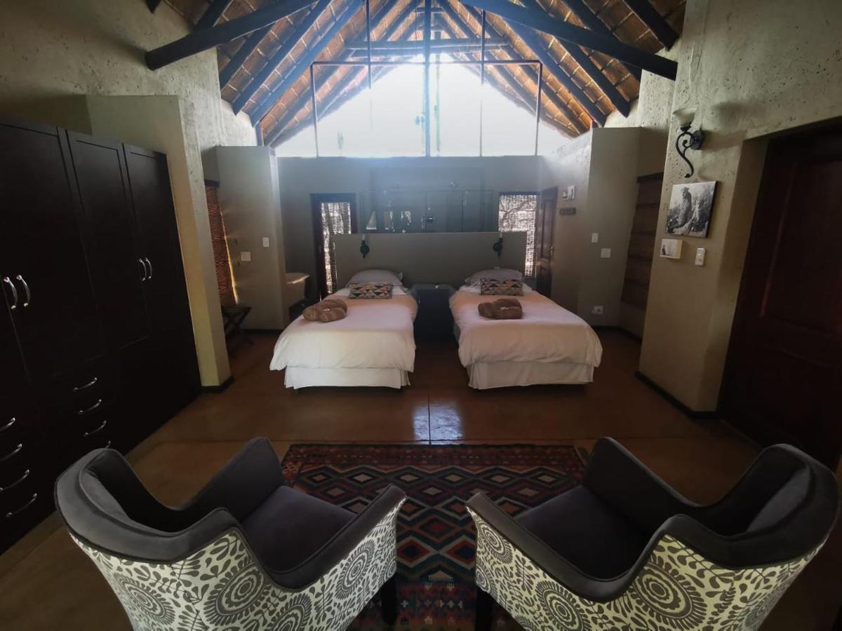 Kgorogoro Lodge Pilanesberg Buitenkant foto