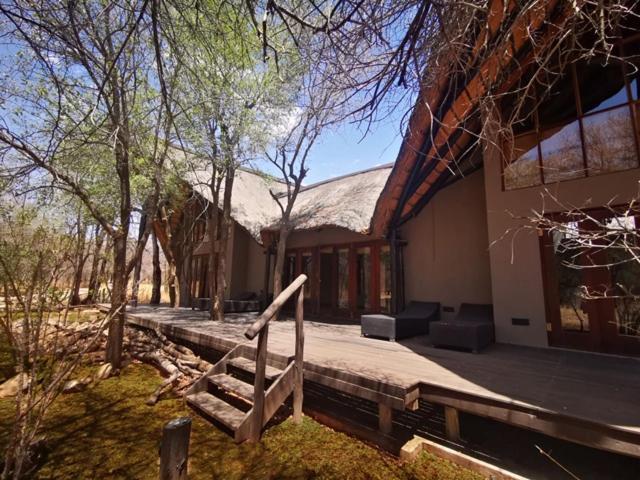 Kgorogoro Lodge Pilanesberg Buitenkant foto